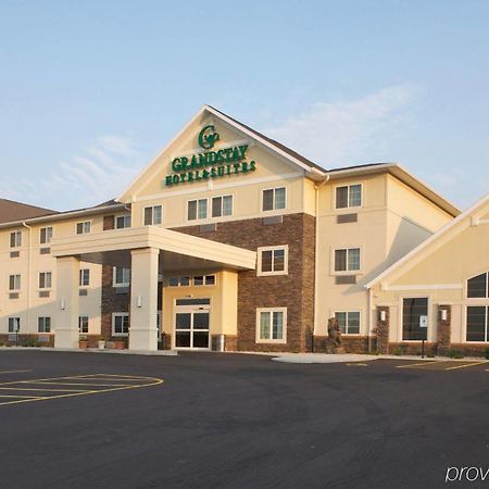 Grandstay Hotel & Suites Mount Horeb - Madison Kültér fotó