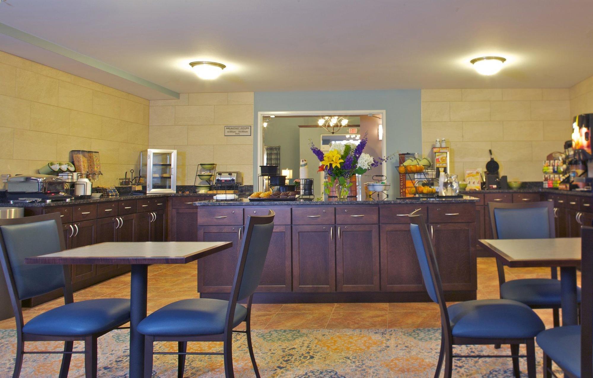 Grandstay Hotel & Suites Mount Horeb - Madison Kültér fotó