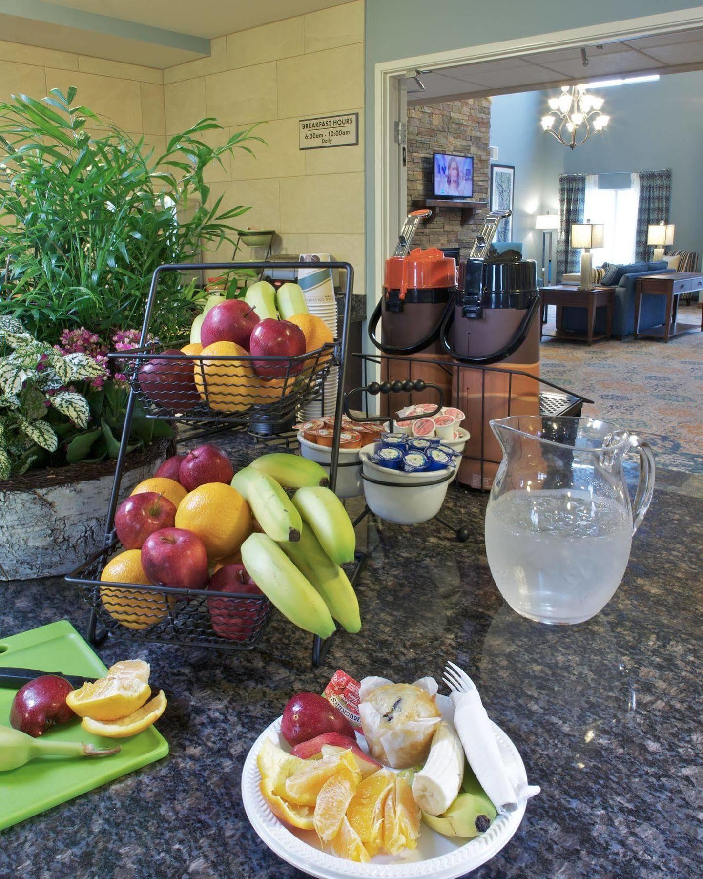 Grandstay Hotel & Suites Mount Horeb - Madison Kültér fotó
